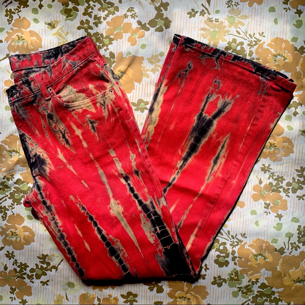 GROOVY/ROCKER FLARED JEANS
